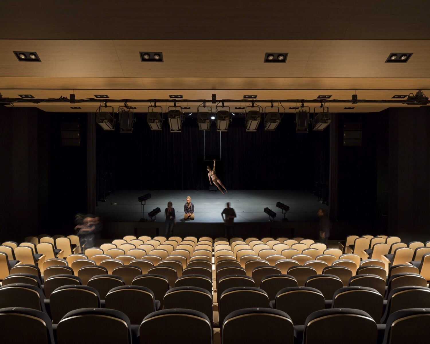 Le Carreau du Temple - Salle de spectacle © Fernando Javier Urquijo